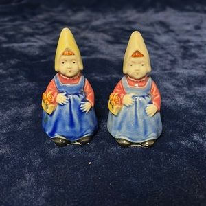 VTG Dutch Women Salt and Pepper Shakers